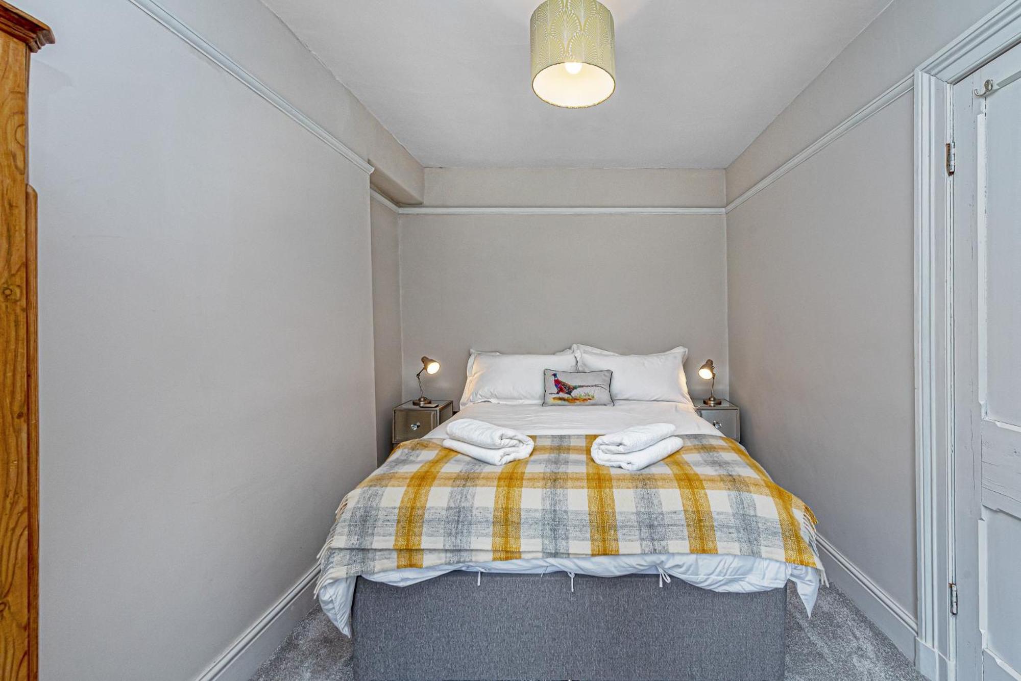 Character Townhouse In Town Centre & Superb Views Villa Dolgellau Exterior photo