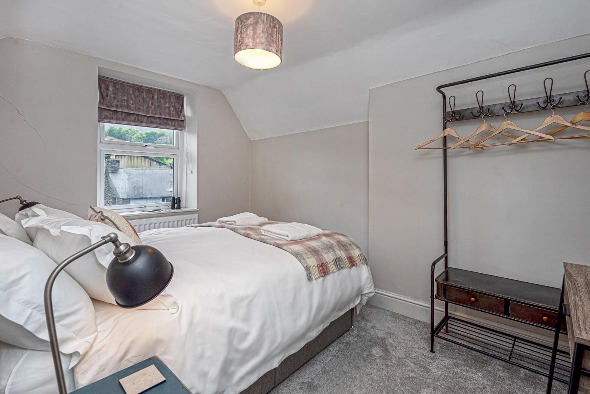 Character Townhouse In Town Centre & Superb Views Villa Dolgellau Exterior photo